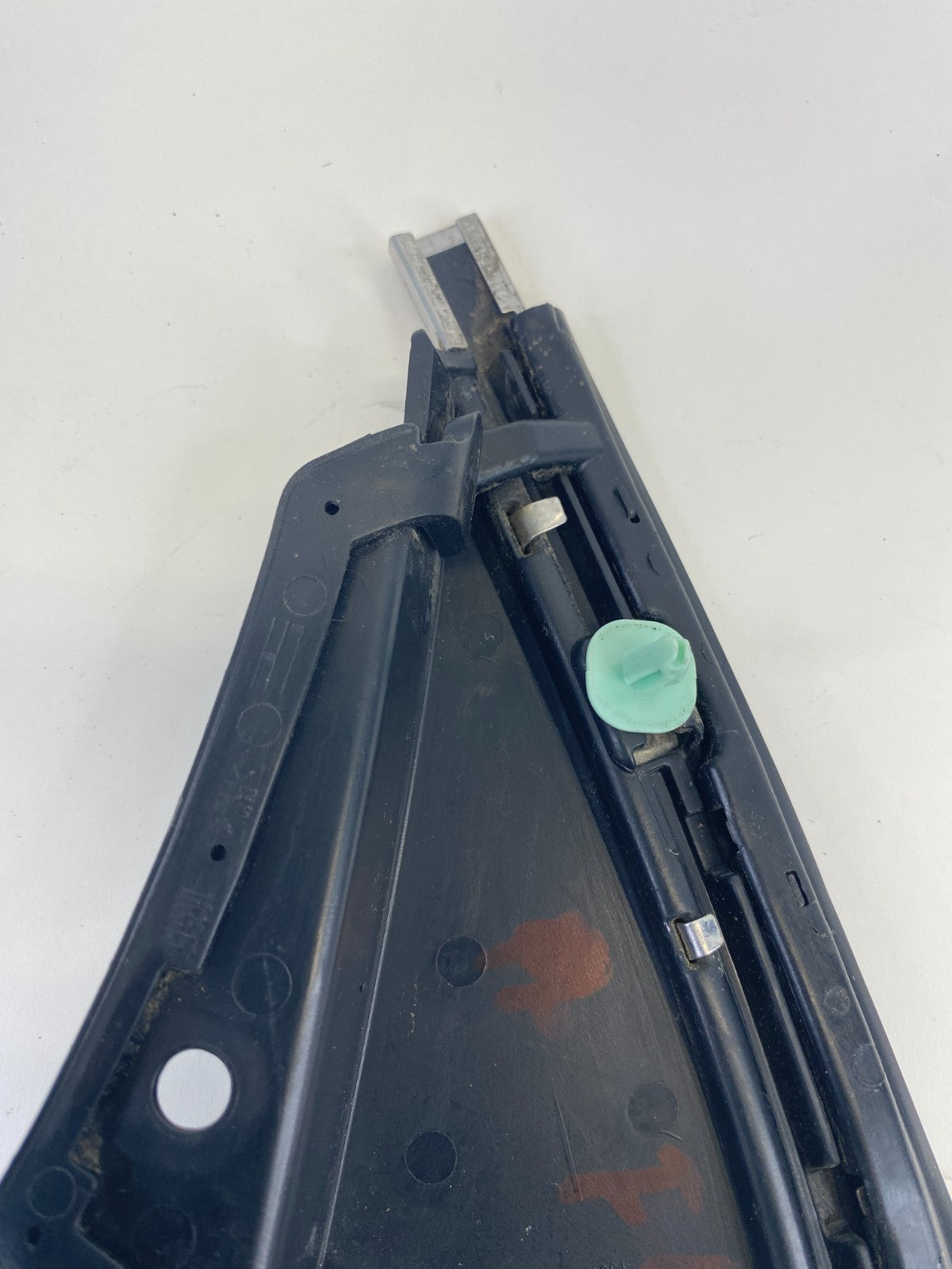 08-17 Buick Enclave Front Left Side Exterior Pillar Corner Cover Molding OEM