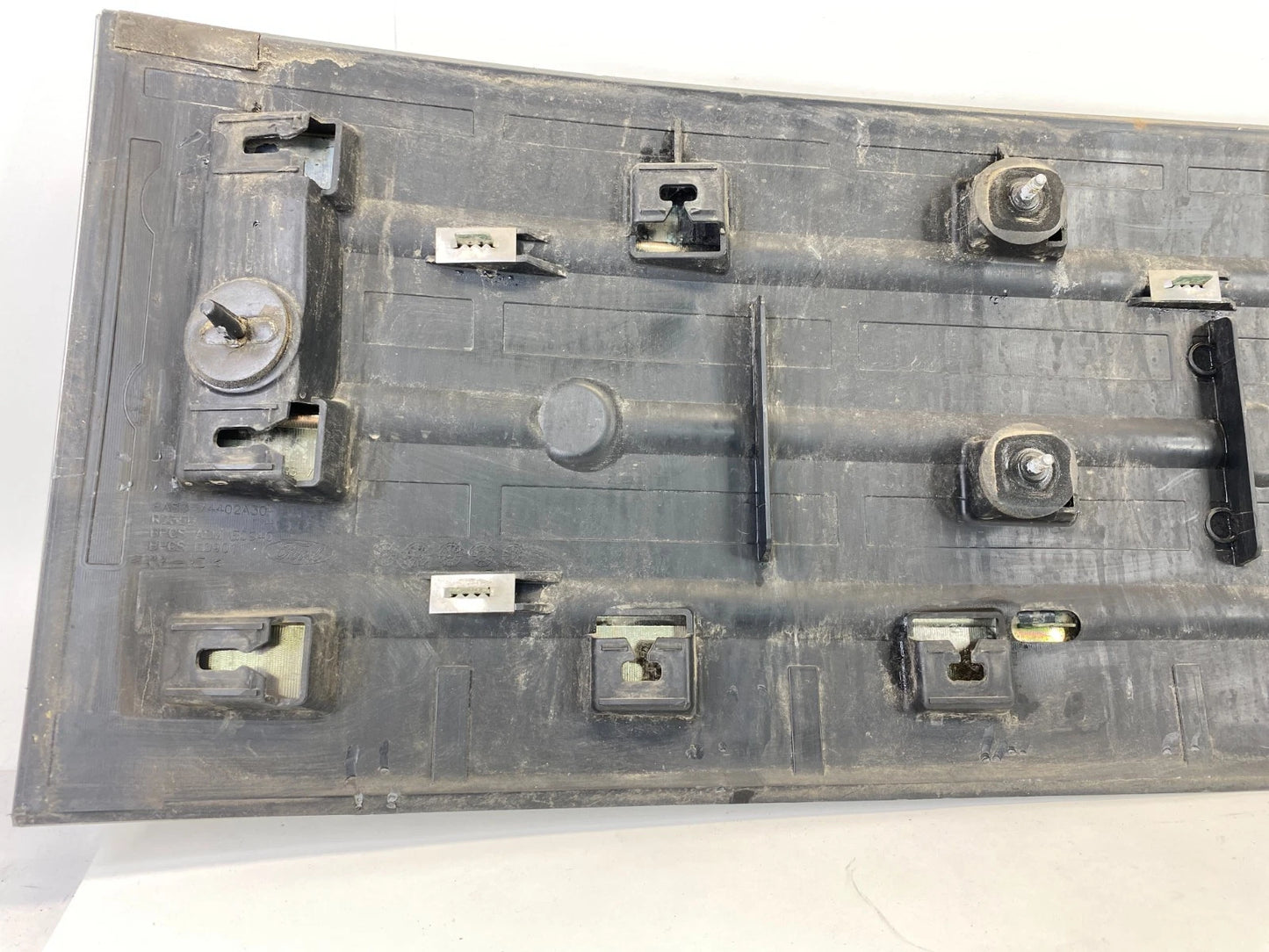 2009-2012 FORD FLEX TRUNK LID HATCH MOLDING TRIM PANEL 8A83-74402A30 OEM