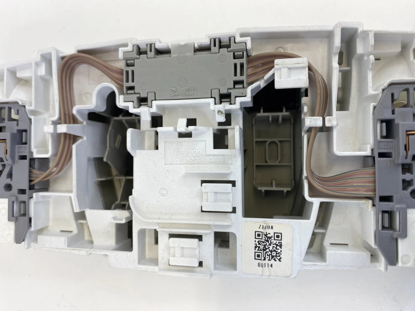 2007-2012 NISSAN ALTIMA OVERHEAD DOME MAP LIGHT UPPER CONSOLE SWITCH OEM FACTORY