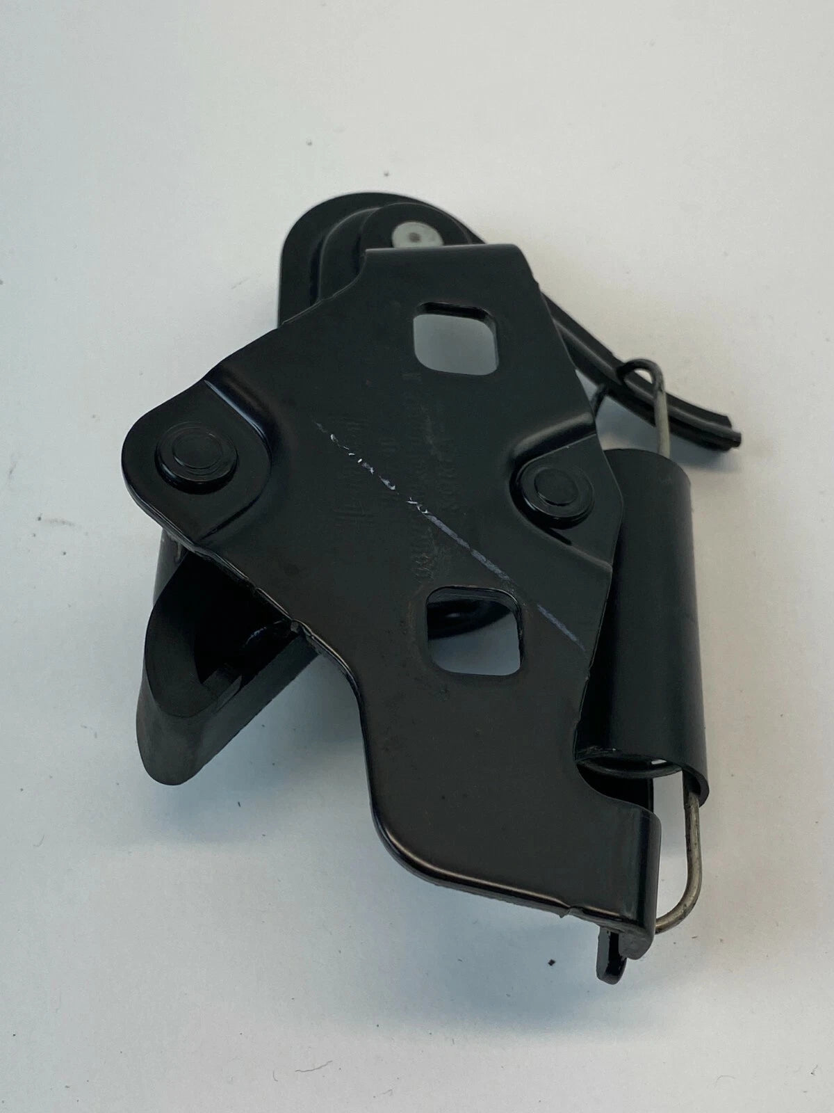 2006-2012 FORD FUSION REAR TRUNK LOCK LATCH RECEIVER STRIKER RELEASE 54404B12