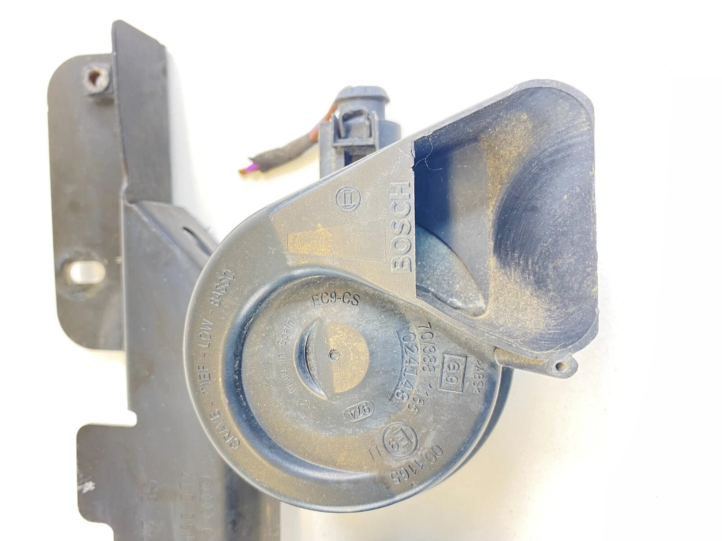 2007-2015 AUDI Q7 HIGH LOW NOTE PITCH HORN ASSEMBLY WITH BRACKET 4L0951229A OEM