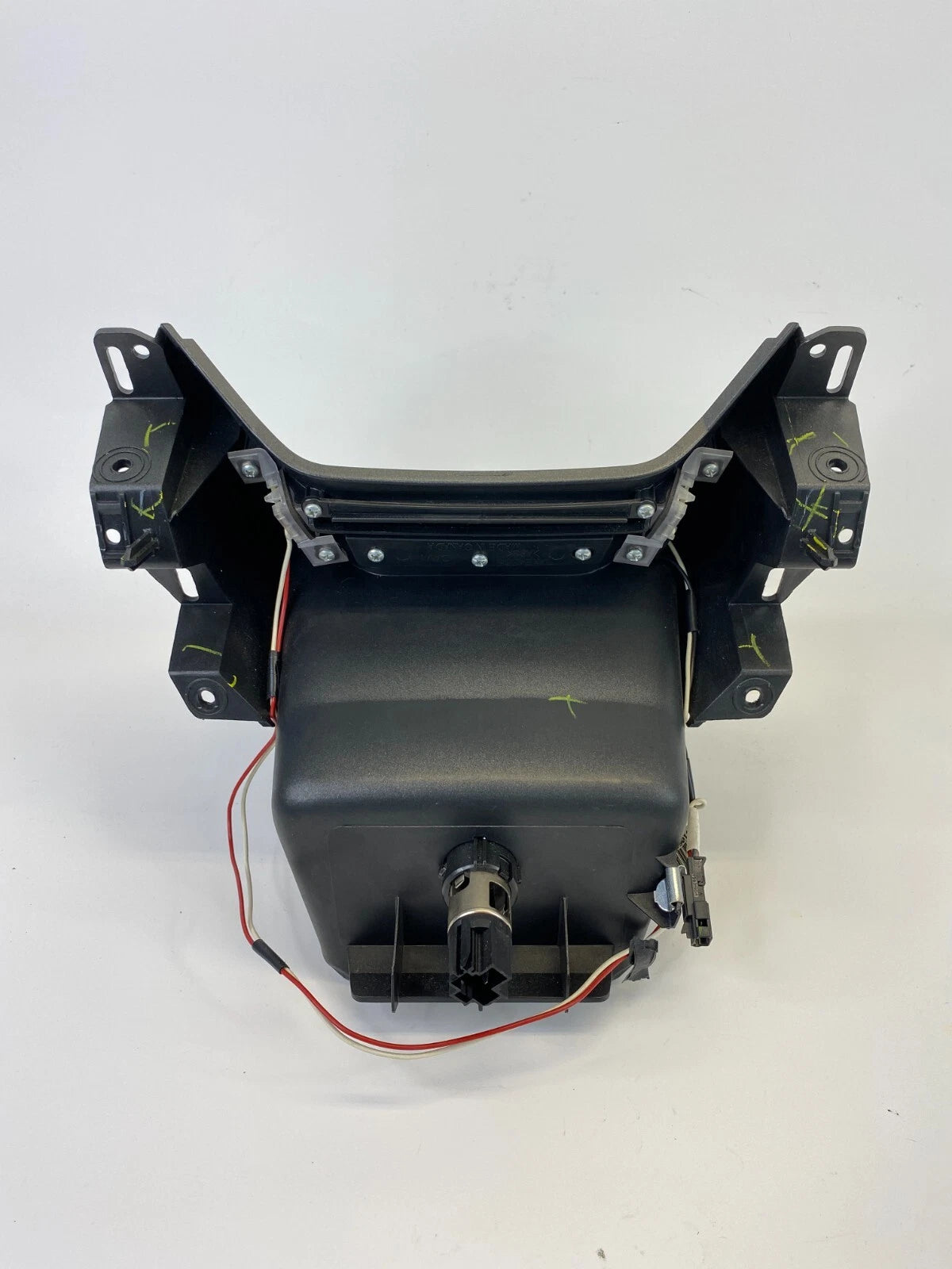 2010-2017 GMC TERRAIN CENTER LOWER DASH STORAGE COMPARTMENT PANEL 20839830 OEM