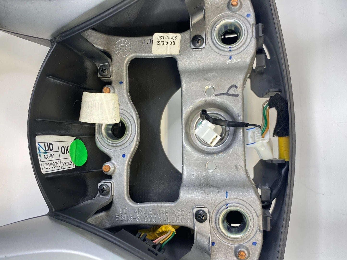 11 12 Hyundai Elantra Steering Wheel W/ Cruise Control Switch 56113-3Y000 OEM