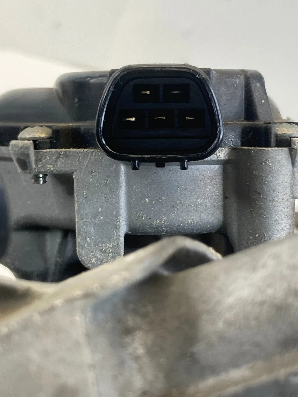 2005 2006 2007 HONDA ODYSSEY FRONT WINDSHIELD WIPER MOTOR W/ LINKAGE