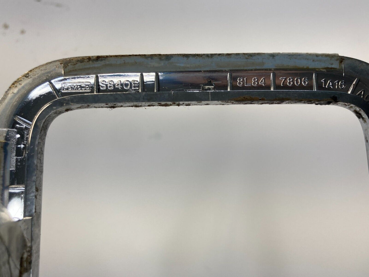 08-12 Ford Escape 08-12 Mariner Center Console Shifter Bezel Trim 8L8478061A16