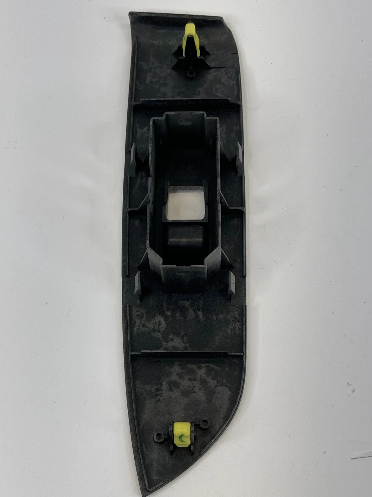 2004 2005 2006 LEXUS RX330 REAR LEFT SIDE DOOR WINDOW SWITCH BEZEL RR LH OEM