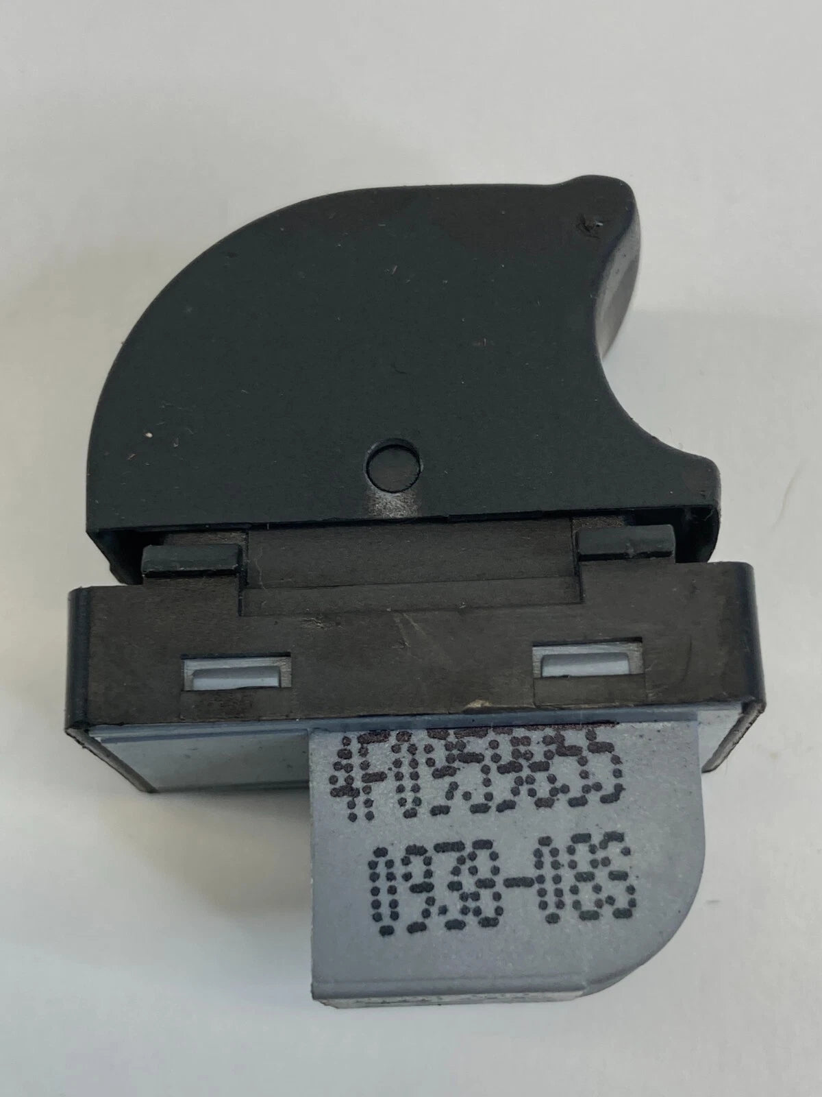 2006-2013 AUDI A6 REAR LEFT SIDE DOOR POWER WINDOW SWITCH 4F0-959-855