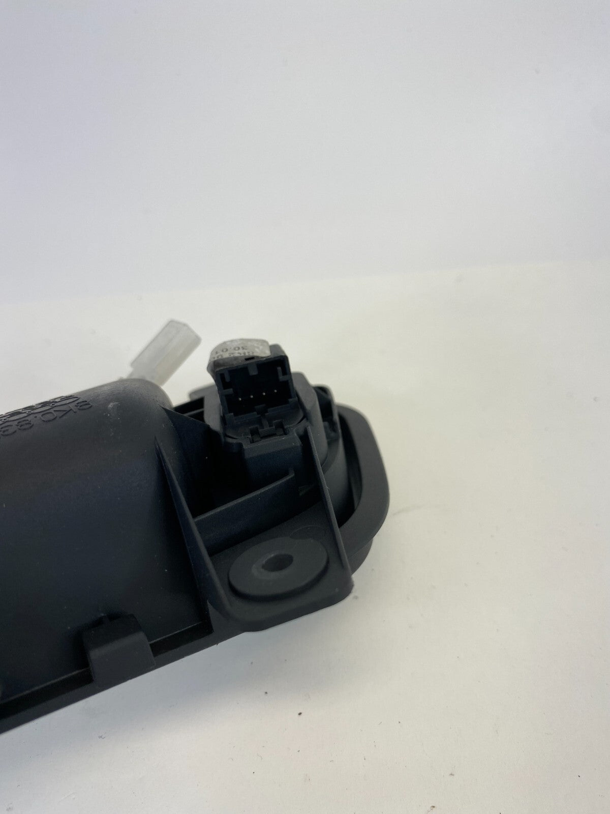 2009-2016 Audi A4 Quattro Front Right Interior Door Handle w/ Lock Switch OEM