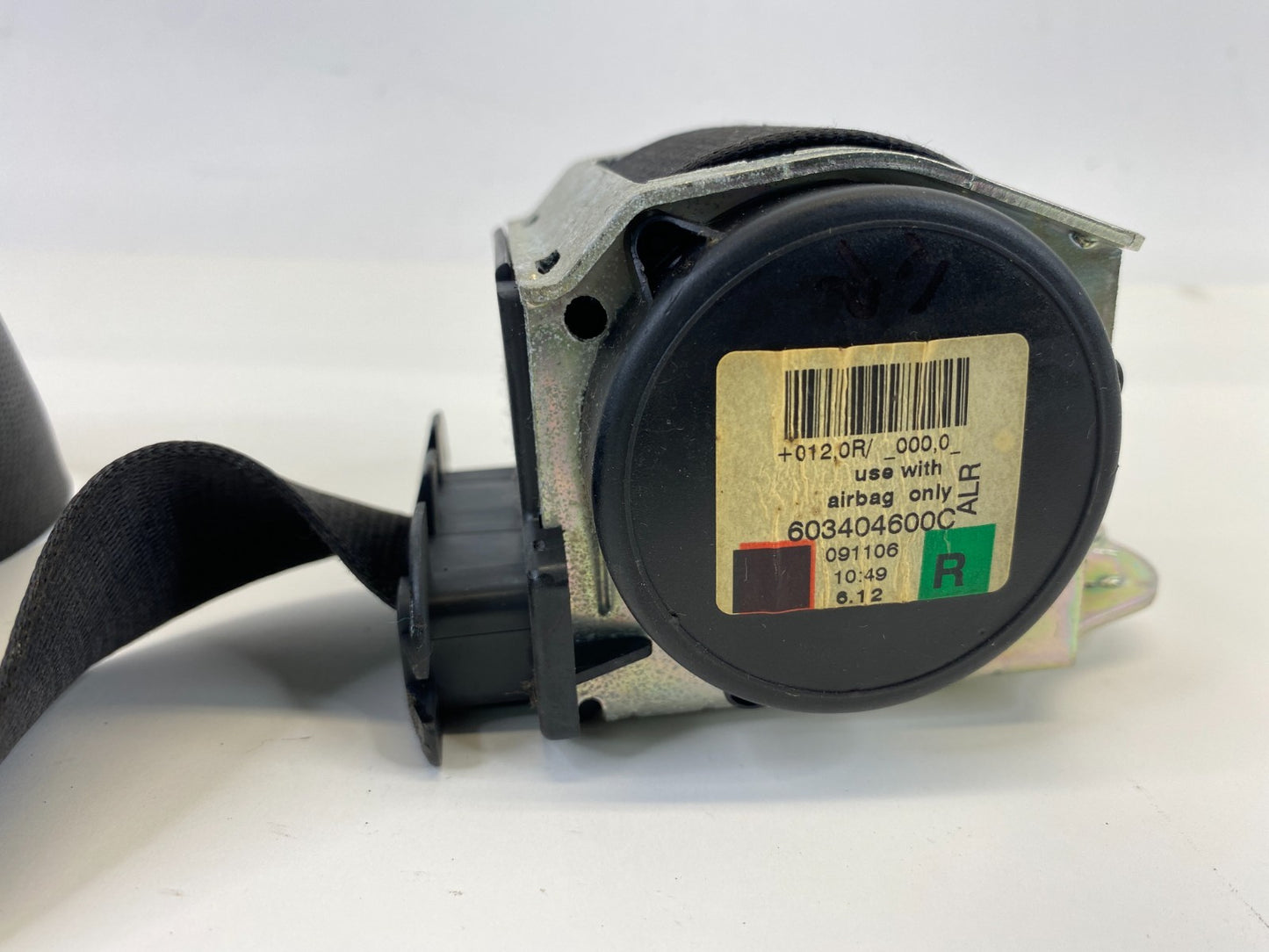 2009 2010 BMW 535i xDrive SEDAN Front Right Side Seat Belt Retractor 603404600C