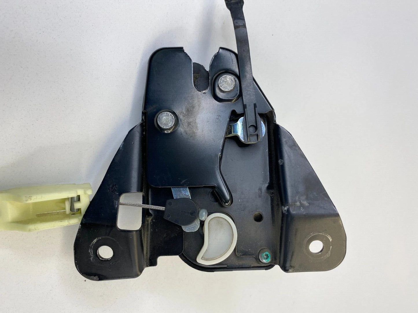 2006-2023 DODGE CHARGER SEDAN 4-DR REAR TRUNK DECK LID LOCK LATCH ACTUATOR OEM
