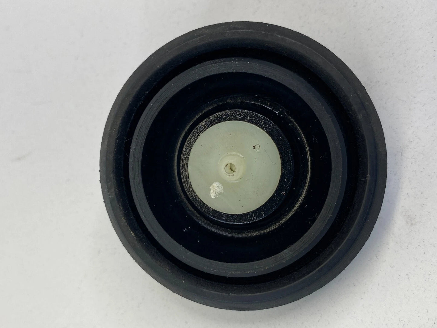 1997-2001 TOYOTA CAMRY CE SEDAN CLUTCH SLAVE CYLINDER FLUID RESERVOIR CAP COVER