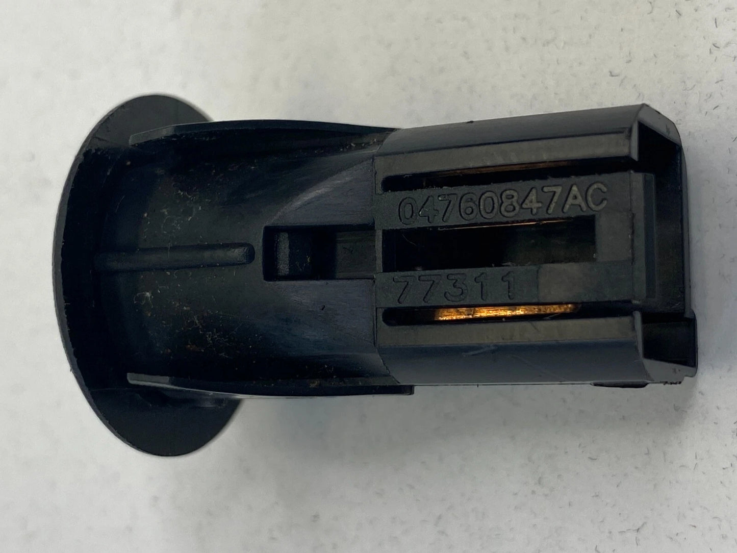 2001-2010 CHRYSLER SEBRING TOURING TRUNK LID RELEASE OPENER SWITCH 04760847AC