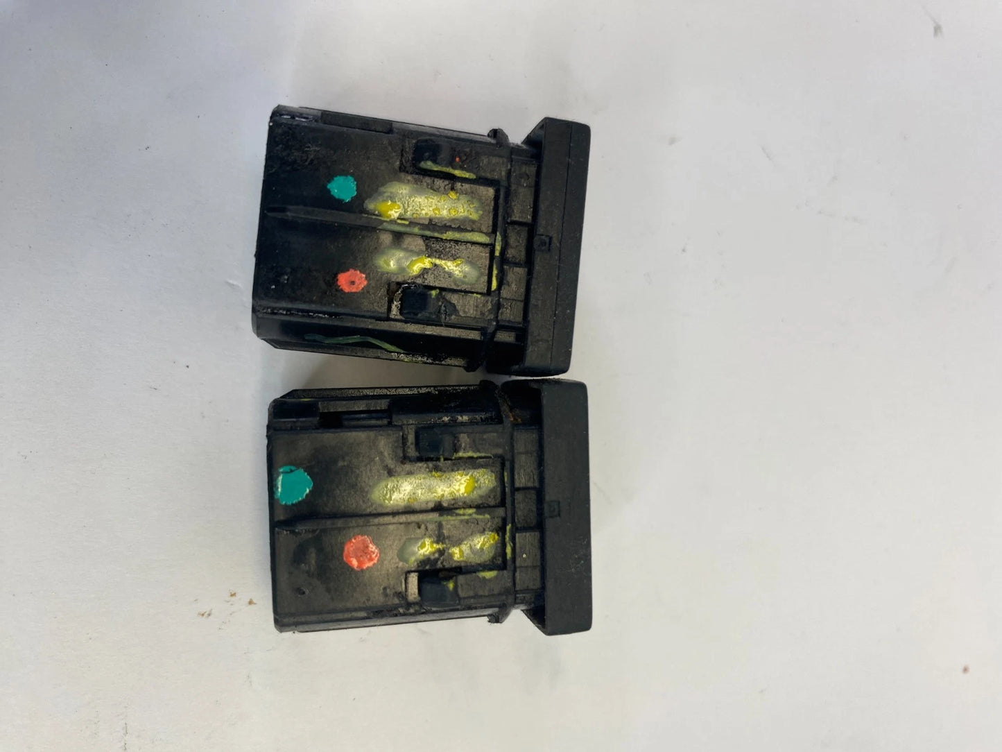 2010-2017 CHEVROLET EQUINOX FUEL ECONOMY & ELECTRONIC TRACTION CONTROL SWITCHES