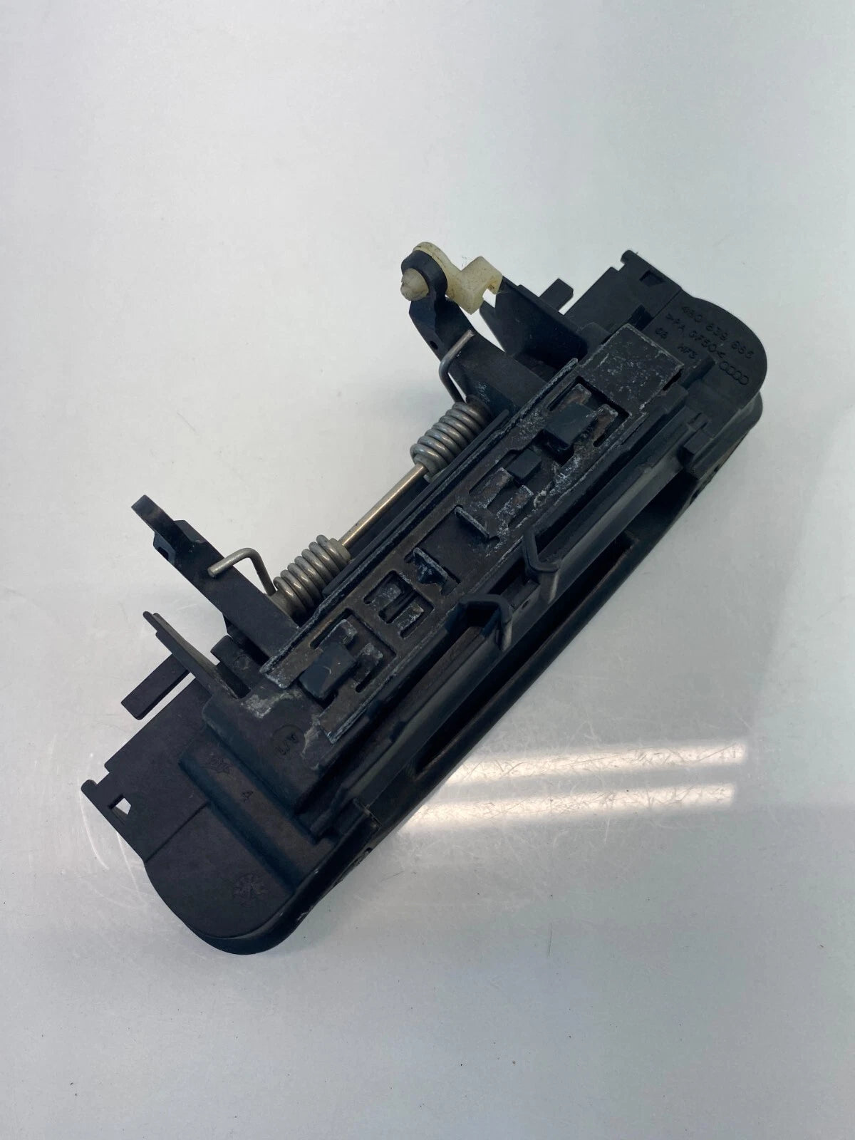 2002-2009 AUDI A4 QUATTRO REAR RIGHT PASSENGER EXTERIOR DOOR HANDLE ASSEMBLY OEM