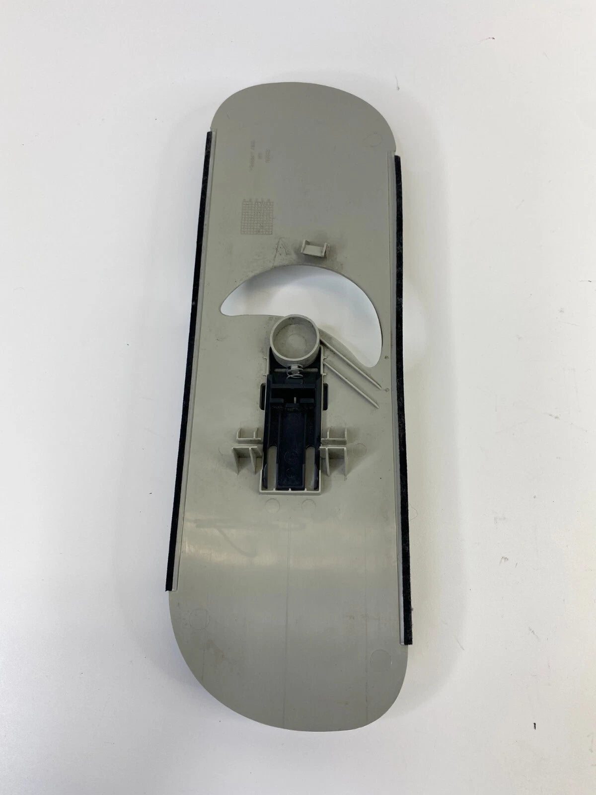 2003-2011 SAAB 9-3 93 FRONT LEFT DRIVER SEAT BELT ADJUSTER COVER TRIM PANEL OEM