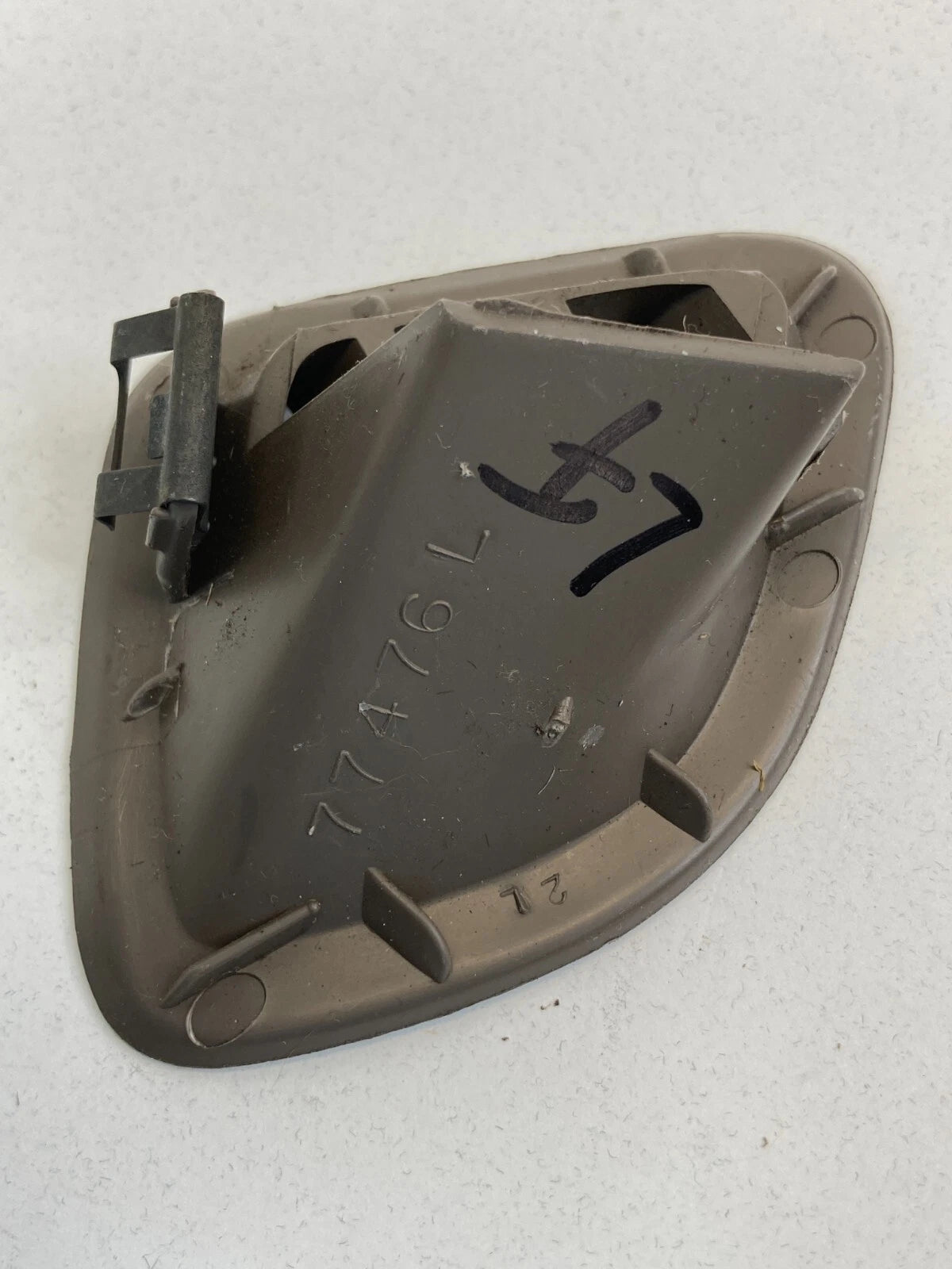 1994-1997 HONDA ACCORD SEDAN DASH LEFT DRIVER SIDE AC AIR VENT DEFROST 77476L