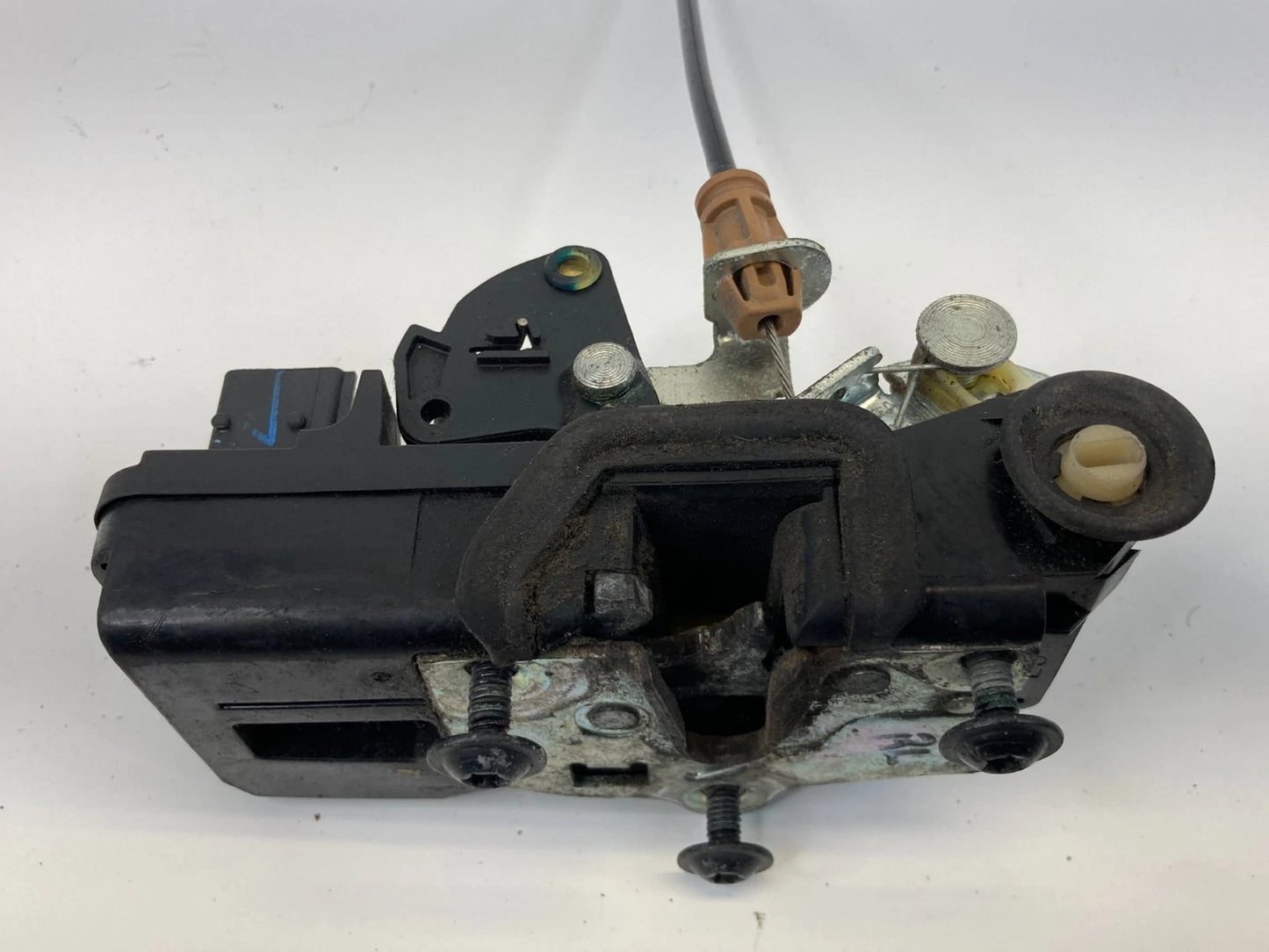 2006-2011 CHEVROLET IMPALA REAR LEFT DOOR LOCK LATCH RELEASE ACTUATOR 15884445