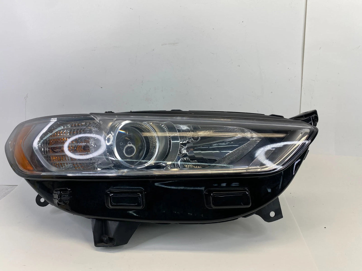 2013-2016 FORD FUSION FRONT RIGHT PASSENGER HEADLIGHT HEADLAMP OEM