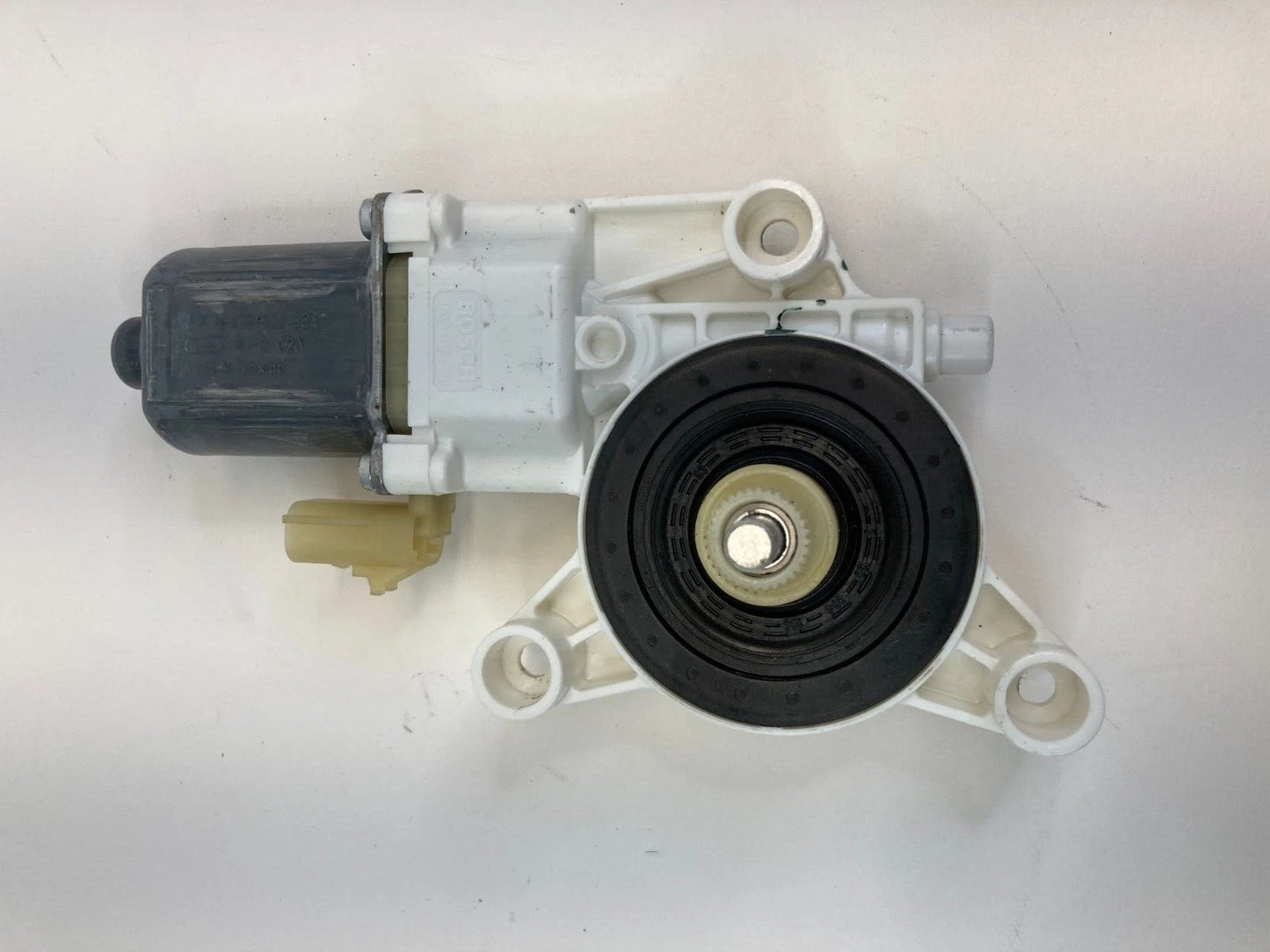 2012-2015 RAM CARGO C/V REAR RIGHT SIDE SLIDING DOOR WINDOW MOTOR 0130822334 OEM