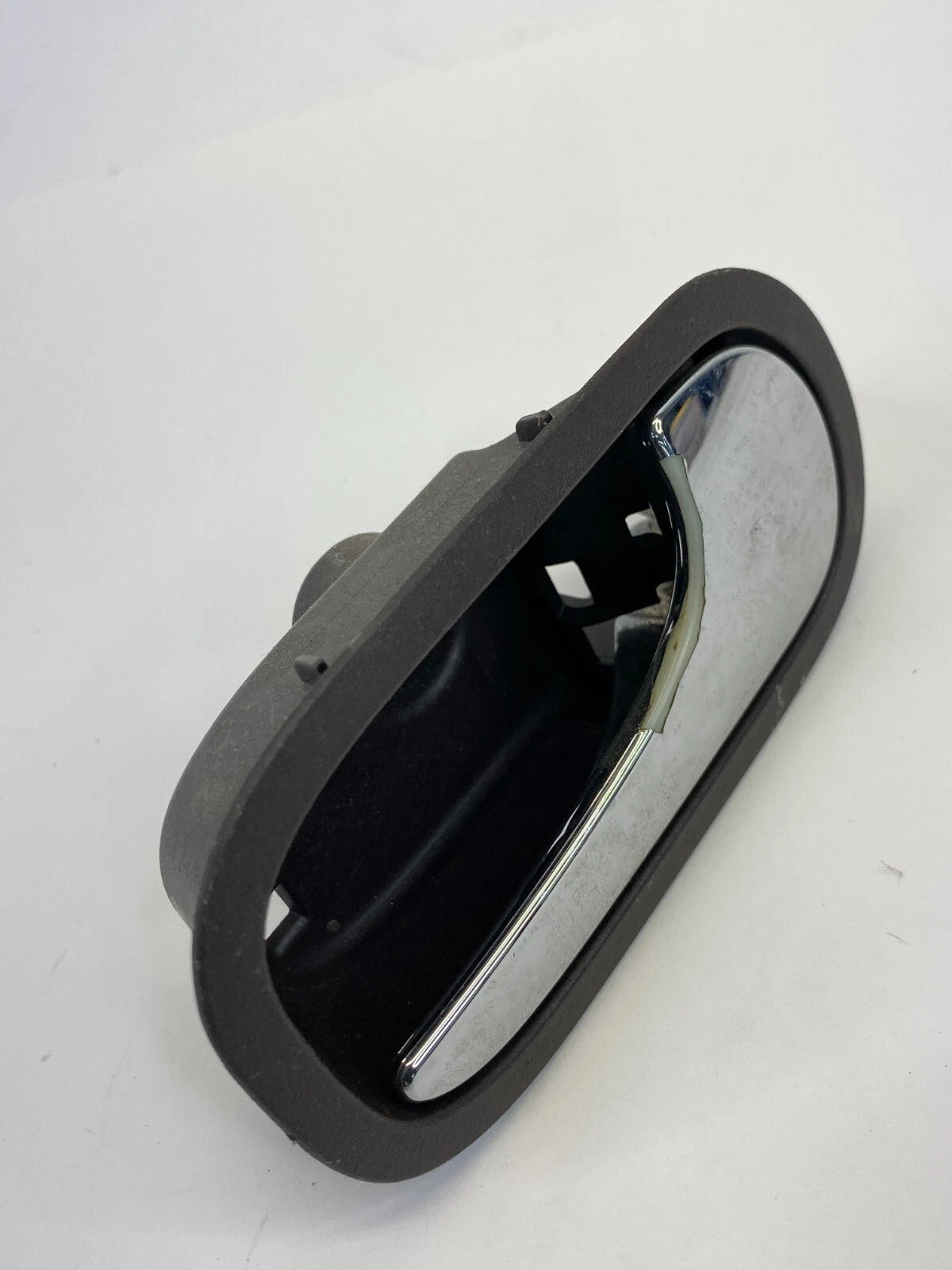 2010-2012 CHEVY MALIBU REAR RIGHT BACK SIDE DOOR INNER HANDLE 15264359
