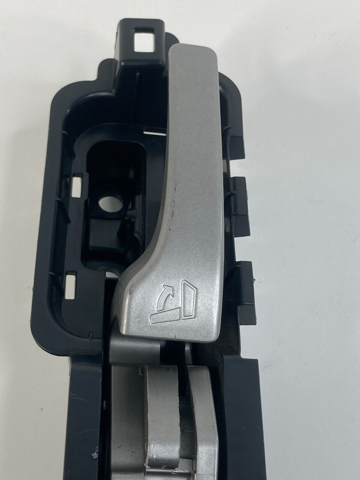 2010 2011 Honda Accord Crosstour Rear Left Seat Folding Actuation Release Handle