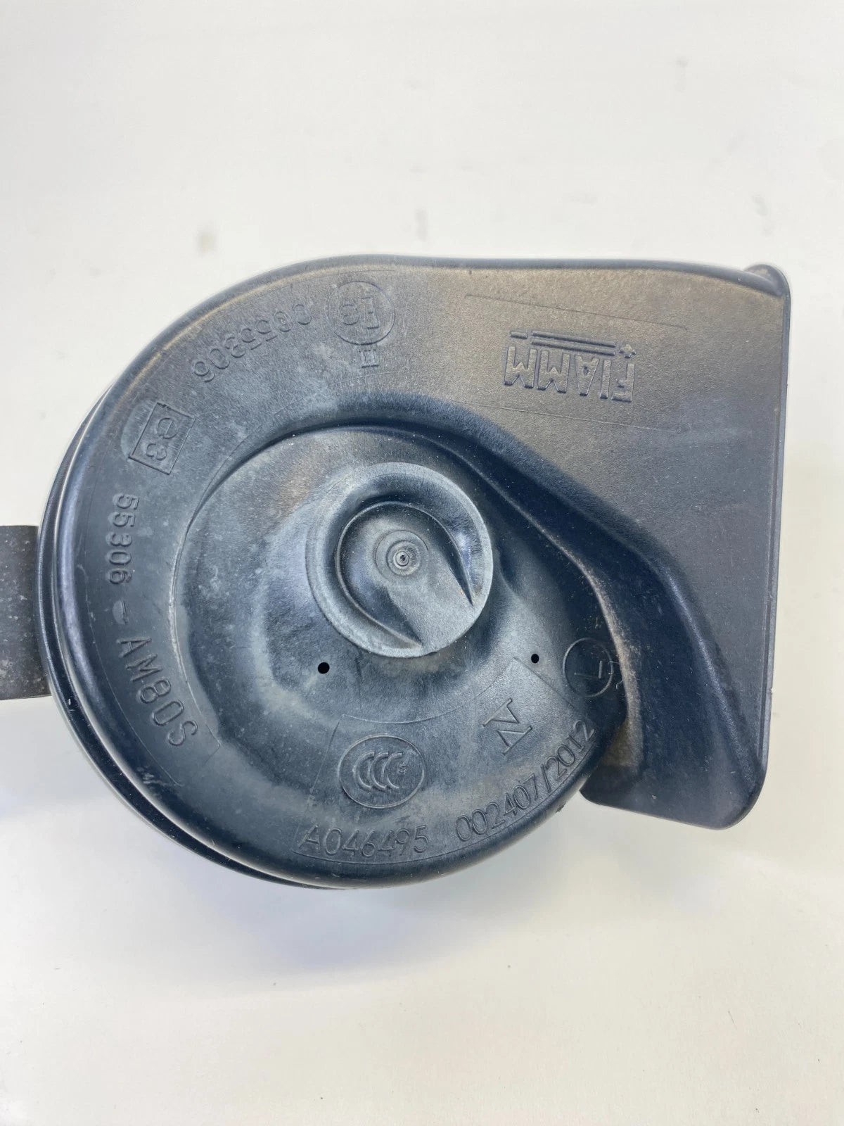 2015 2016 2017 CHRYSLER 200 LOW TONE HORN NOTE ALARM SIREN E30055306 OEM