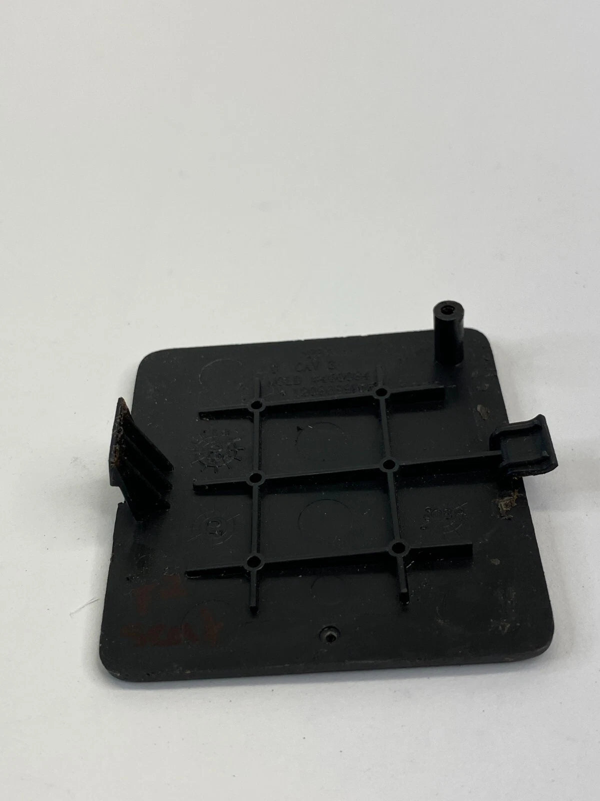 2009-2017 CHEVY TRAVERSE INTERIOR FLOOR SEAT BOLT COVER TRIM BEZEL BLACK