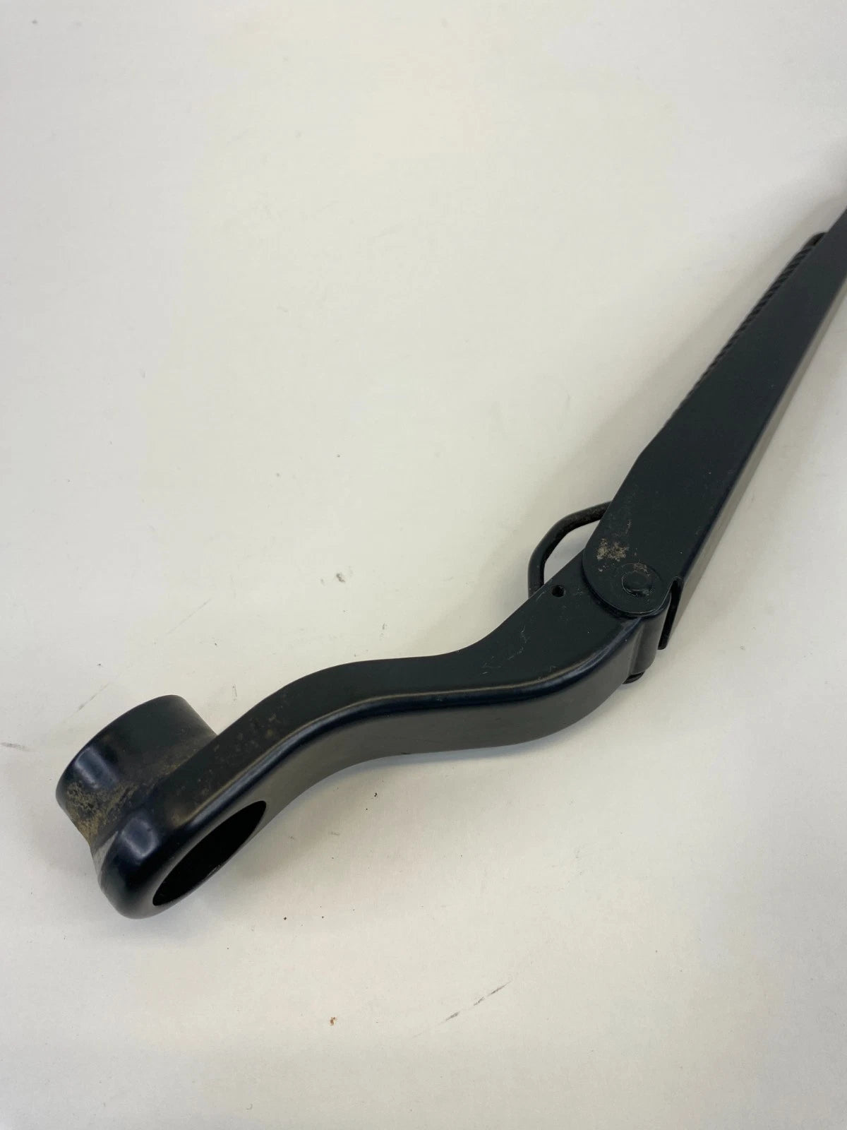 2007-2017 JEEP COMPASS FRONT LEFT DRIVER SIDE WINDSHIELD WIPER ARM OEM
