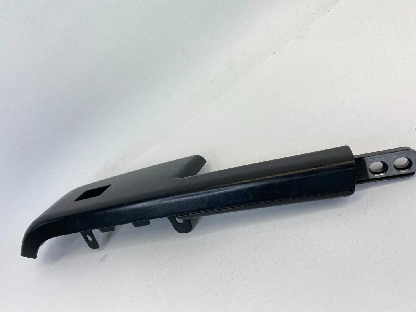 2012-2016 CHEVROLET SONIC FRONT RIGHT SIDE DOOR POWER WINDOW SWITCH BEZEL OEM