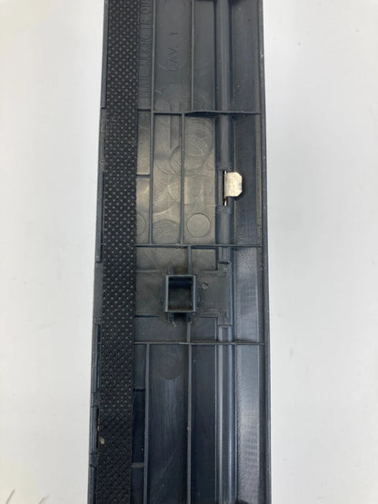 2009-2014 NISSAN MAXIMA FRONT RIGHT SIDE DOOR SILL SCUFF STEP PLATE TRIM