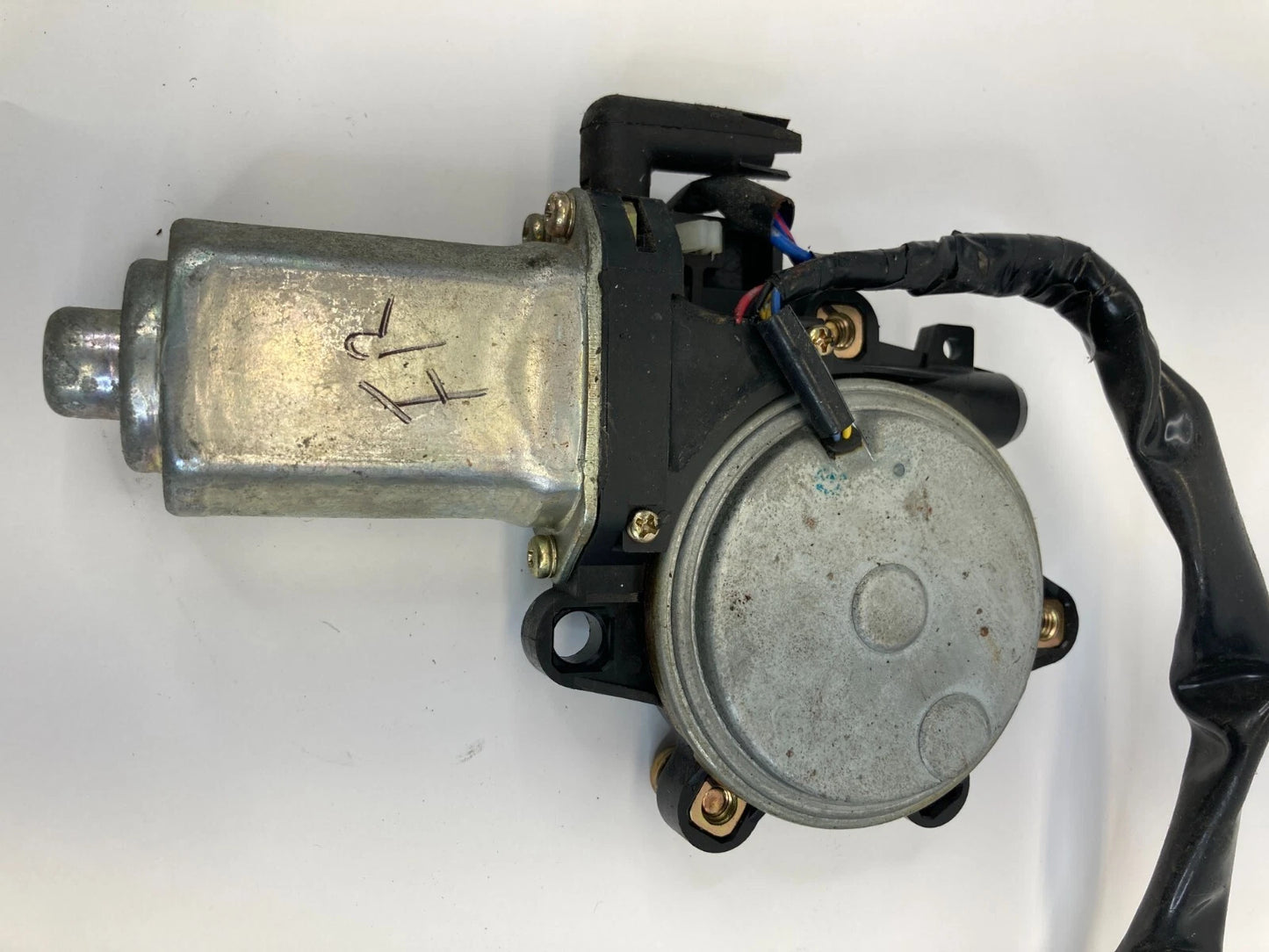 03-07 NISSAN MURANO FRONT RIGHT SIDE DOOR POWER WINDOW MOTOR 80730-CA011 OEM