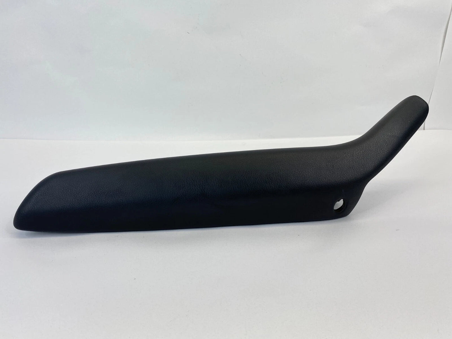 2005-2008 AUDI A6 FRONT LEFT SIDE INTERIOR DOOR PULL HANDLE ARMREST OEM