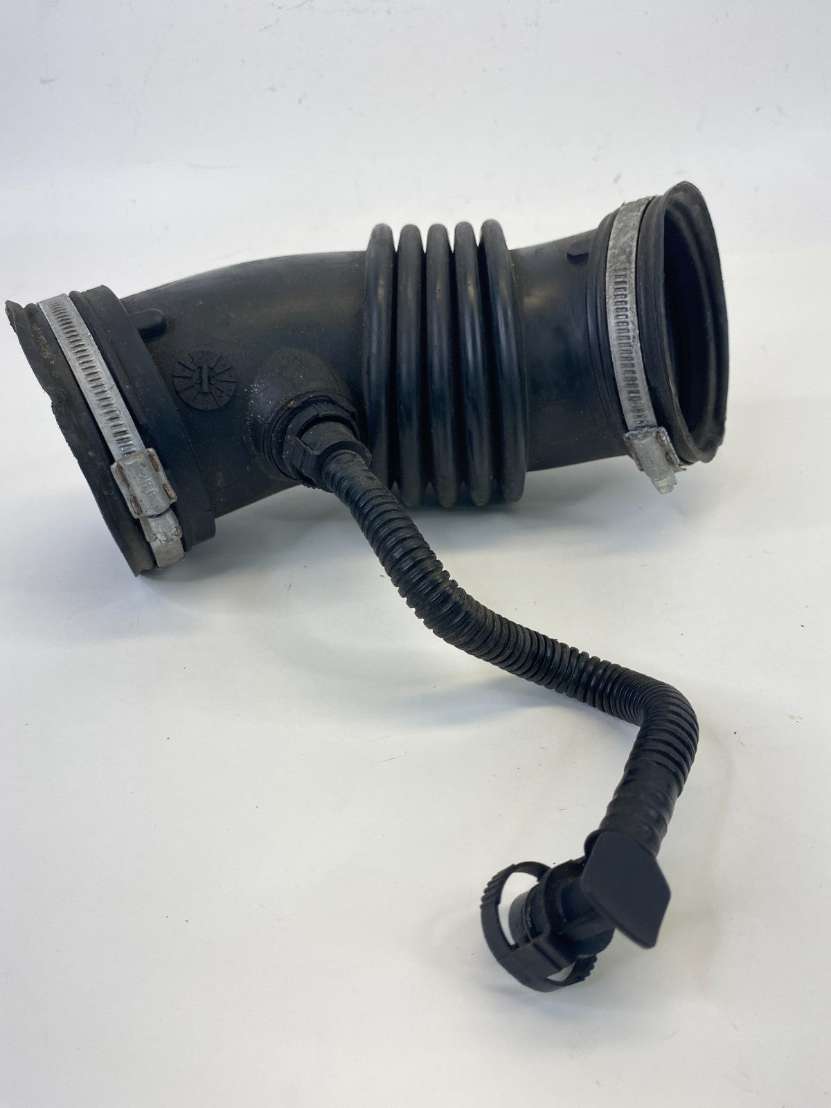 09-11 Jaguar XF 4.2L RWD Air Intake Cleaner Hose Pipe Duct Tube 6R839R504AA OEM