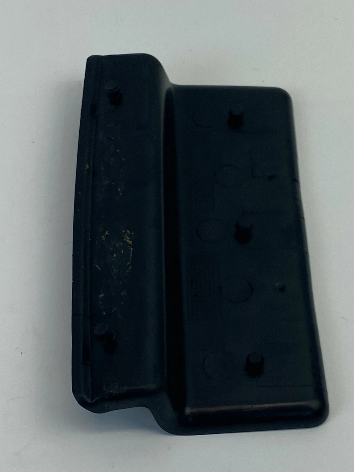 08 09 10 SATURN VUE 2.4L L4 AT CENTER CONSOLE STORAGE POCKET RUBBER MAT 96477428