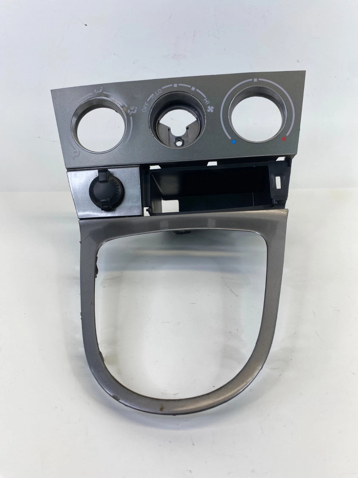 03-08 Pontiac Vibe Shifter Climate Control Trim Bezel w Storage & Power Outlet