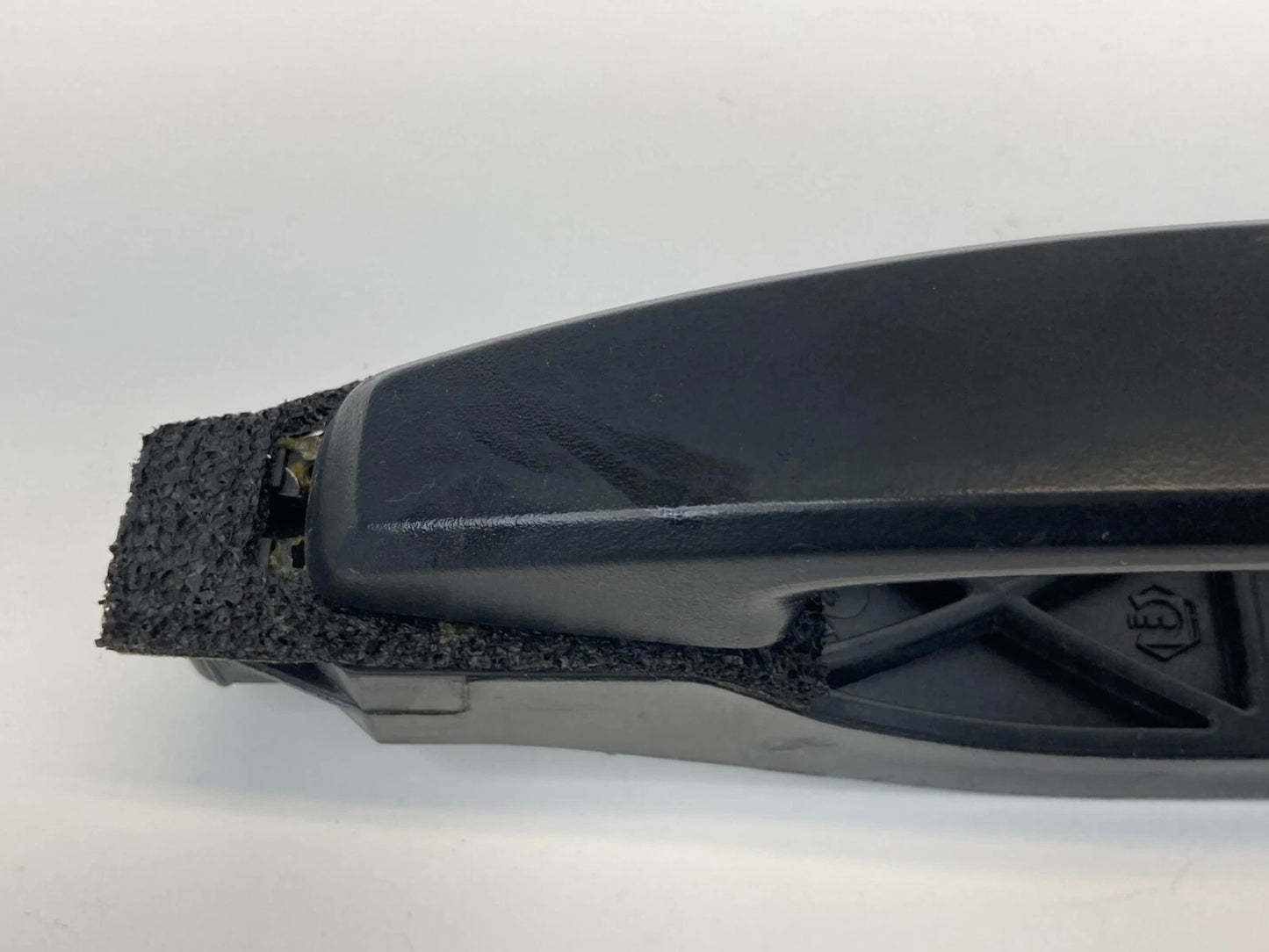2012-2015 CHEVROLET CAPTIVA SPORT FRONT RIGHT EXTERIOR DOOR HANDLE OEM