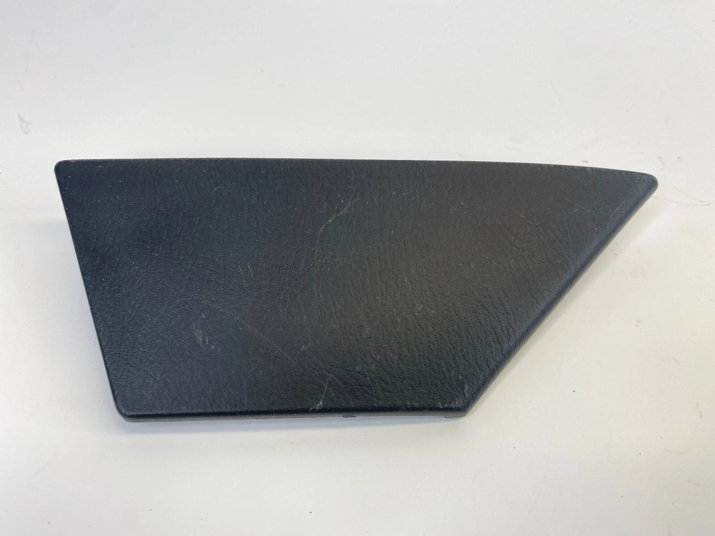 2001-2004 NISSAN PATHFINDER DASH SIDE PANEL BRACKET TRIM PANEL 68135-4W300 OEM