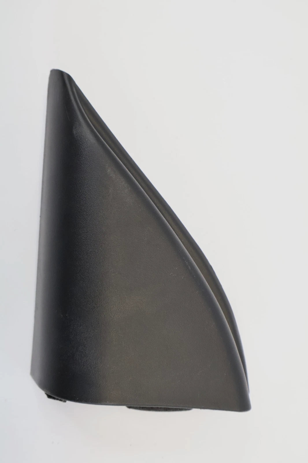 06-11 HYUNDAI ACCENT LEFT DRIVER INNER DOOR MIRROR CORNER TRIM COVER 87650-1E000