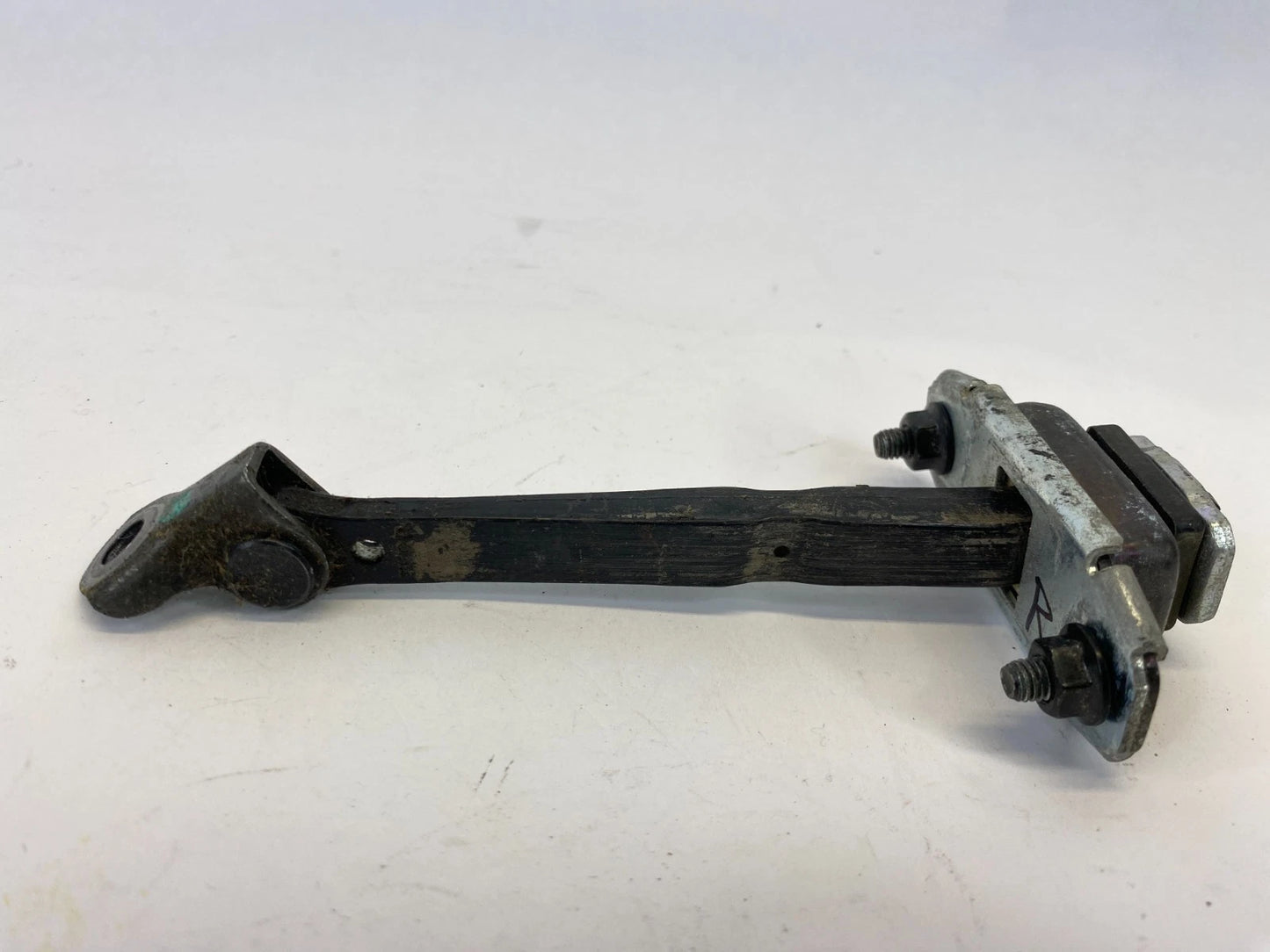 2011-2016 KIA OPTIMA REAR RIGHT DOOR HINGE CHECK STRAP STOP STOPPER DETENT OEM
