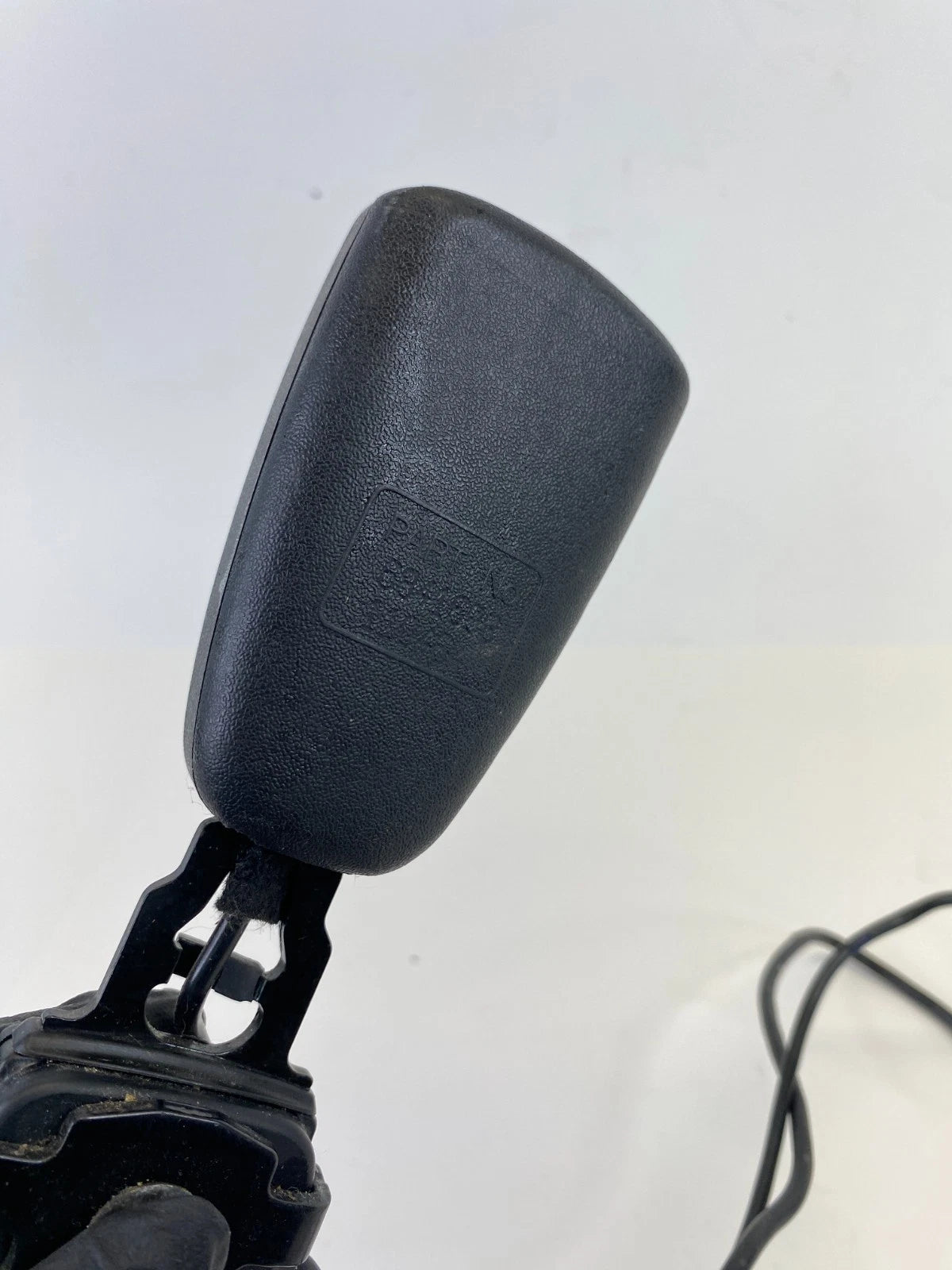 2012-2018 Volvo S60 Front Right Passenger Seat Belt Buckle OEM