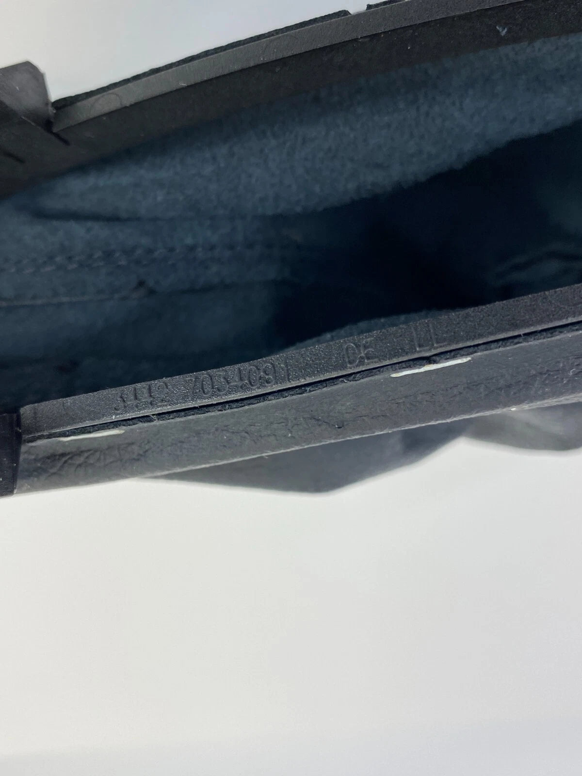 2009 2010 BMW 535IXDRIVE EMERGENCY PARKING BRAKE HANDLE BOOT COVER 34427034091