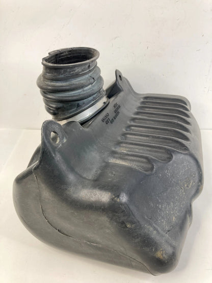 2000-2002 CHEVROLET CAMARO 3.8L A/T AIR CLEANER INTAKE DUCT RESONATOR 12563057