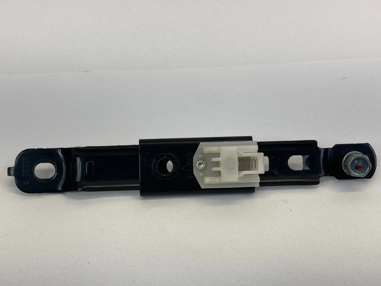 2007-2013 MITSUBISHI OUTLANDER REAR LEFT SIDE SEAT BELT HEIGHT ADJUSTER OEM
