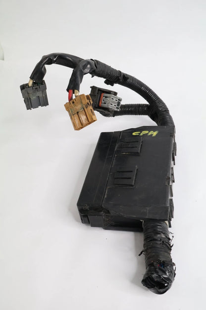 2013-2019 NISSAN SENTRA FRONT ENGINE FUSE RELAY JUNCTION BLOCK PANEL 24382-EW70B