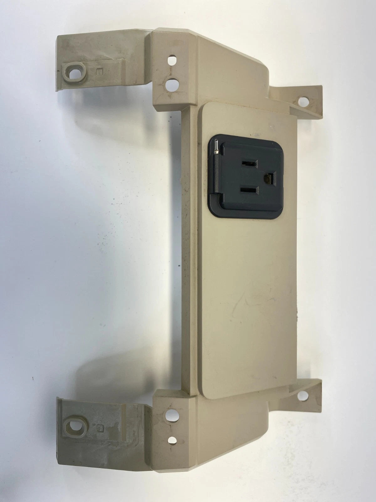 13-17 NISSAN PATHFINDER REAR CONSOLE 120V AC POWER OUTLET BEZEL TRIM OEM FACTORY