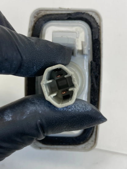 2003-2008 TOYOTA COROLLA 00-04 AVALON REAR TRUNK LICENSE PLATE LIGHT LAMP OEM