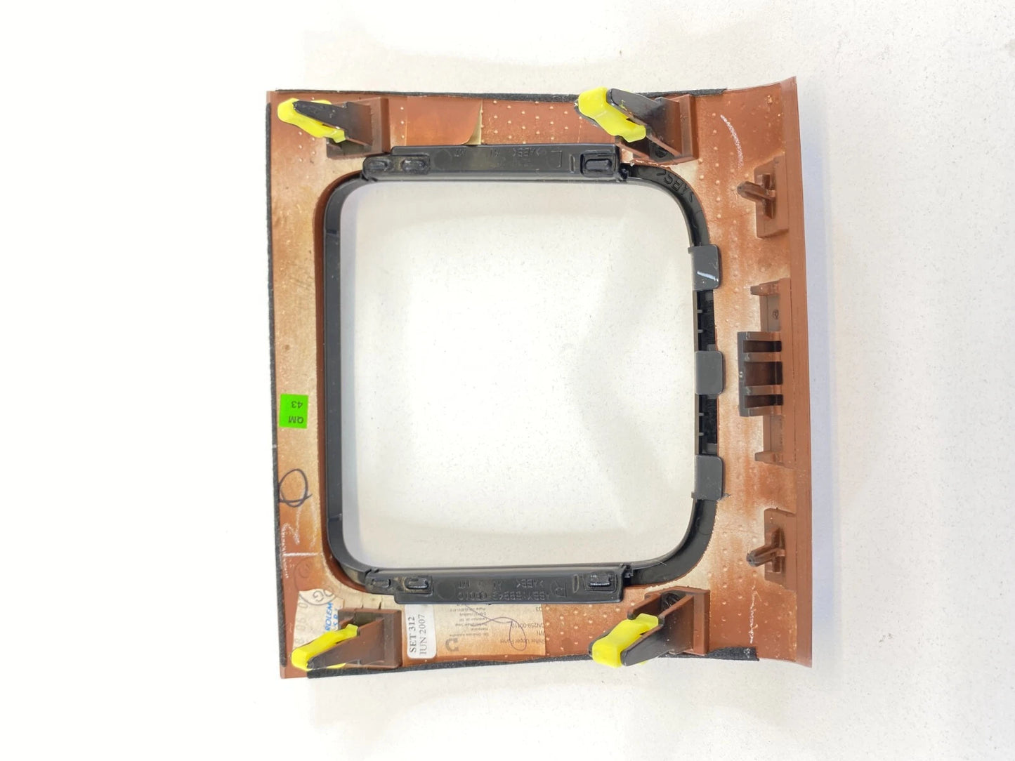 2007 2008 LEXUS RX350 04-06 RX330 CENTER SHIFTER SHIFT BEZEL UPPER 58843-0E010