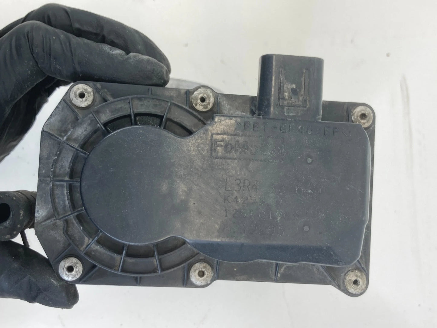 2006-2013 MAZDA3 2006-2008 MAZDA6 2.0L THROTTLE BODY THROTTLE VALVE L3R4-13-640