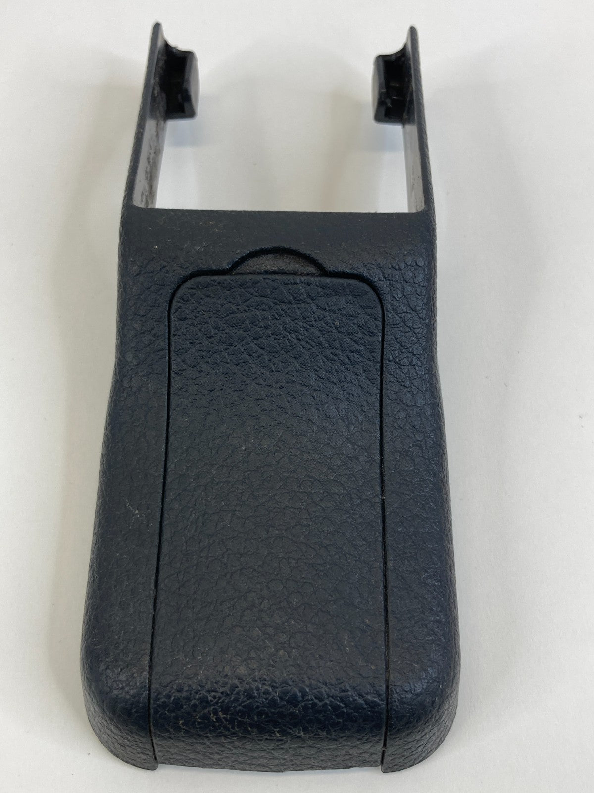 2013-2019 Hyundai Santa Fe Rear Right Seat Track End Cover Trim Set Of 4 OEM