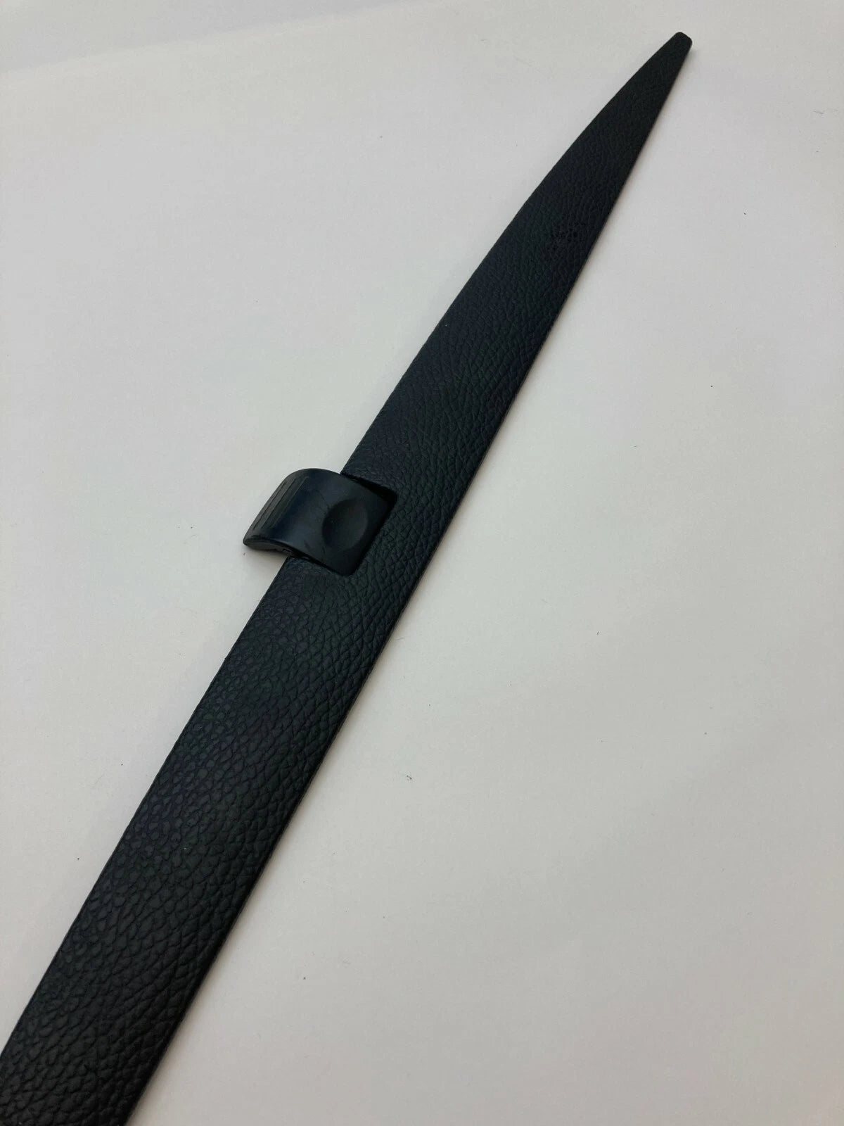 2006-2010 VW PASSAT REAR LEFT DOOR WINDOW SUN SHADE TRIM COVERSTRIP 3C5861041A